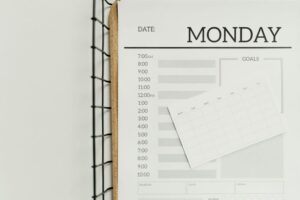 Jak planować tygodniowe menu i oszczędzać czas w kuchni